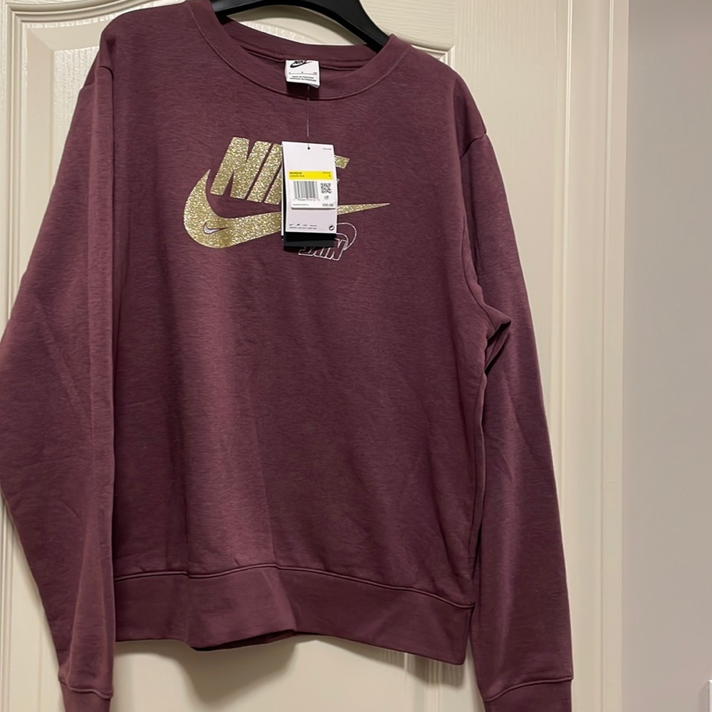 Nike women sweatshirt